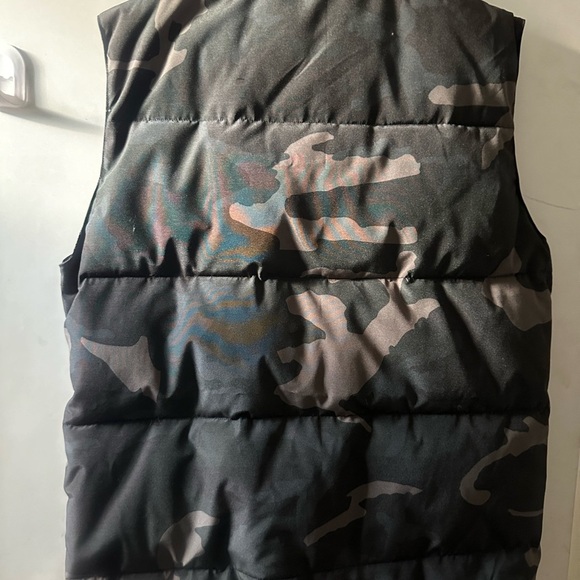 Canada Goose Gilet Men's Black and Gray Camo Vest - Rare! - Picture 3 of 4